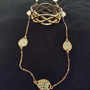 Pannee necklace and clamper bracelet
